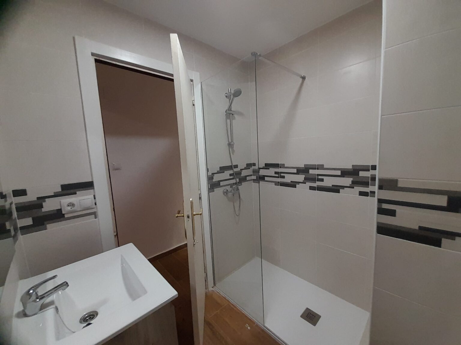 alquiler piso pintor castell cs