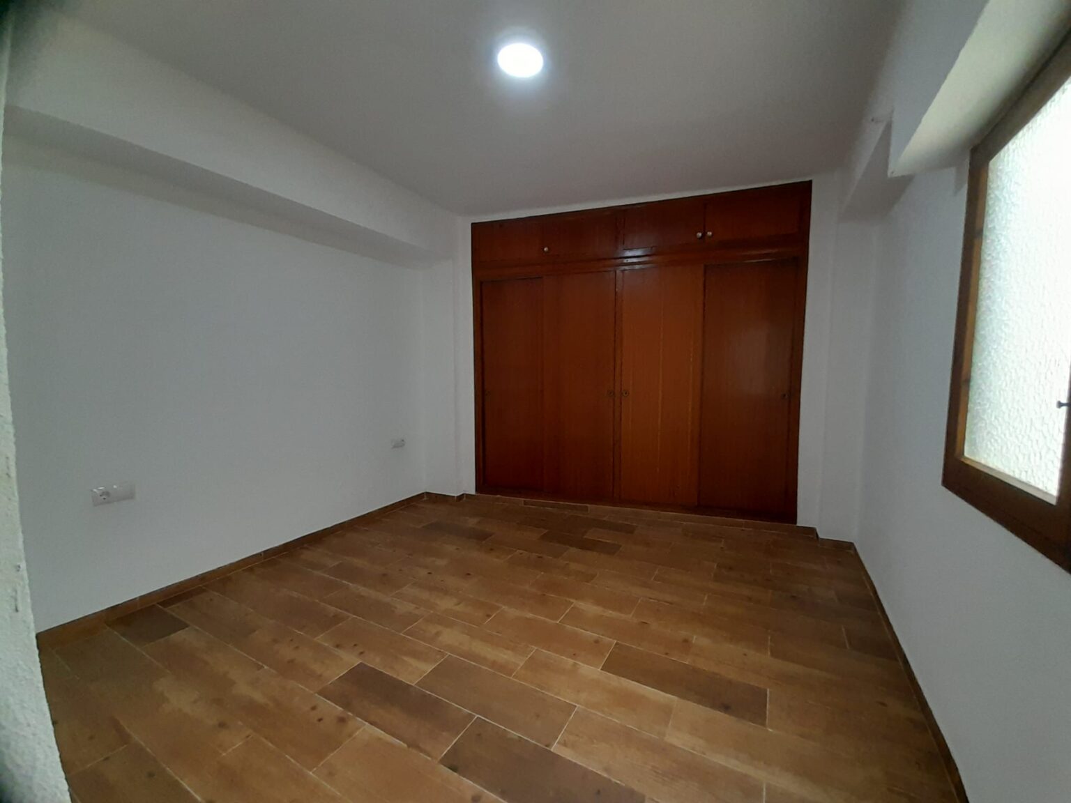 alquiler piso pintor castell cs